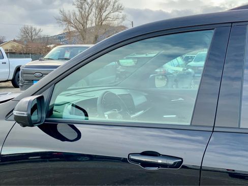 New 2026 Chevrolet Traverse Z71 w/ Enhanced Driving Package image 12