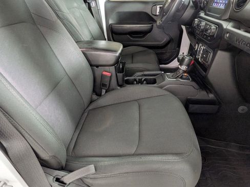 Used 2019 Jeep Wrangler Unlimited Sport S image 28