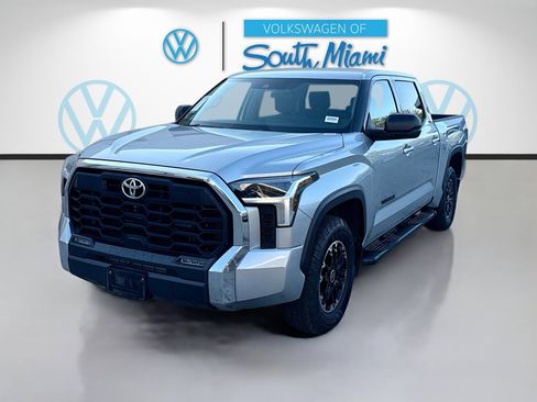 Used 2022 Toyota Tundra SR5 image 3