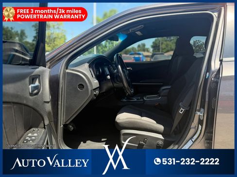 Used 2022 Dodge Charger SXT RWD image 10