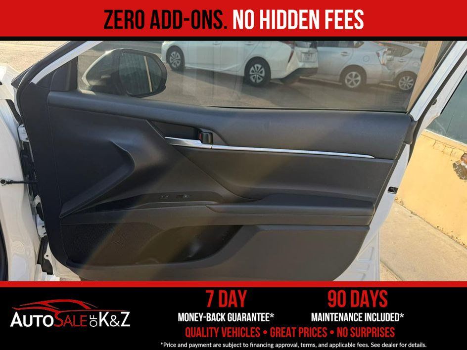 Used 2020 Toyota Camry SE FWD image 25