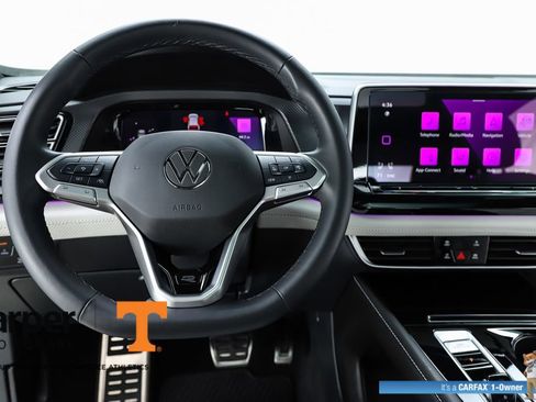 Used 2025 Volkswagen Atlas Cross Sport SEL Premium R-Line image 59