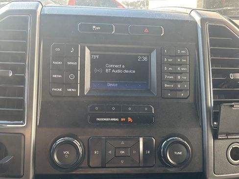 Used 2017 Ford F150 XLT image 8