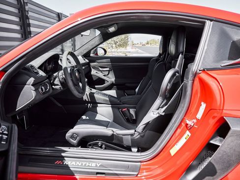 Used 2023 Porsche 718 Cayman GT4 RS RWD image 38