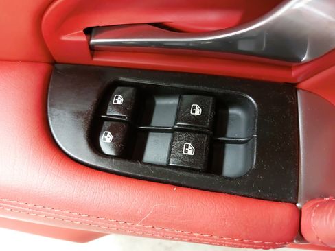 Used 2018 Maserati GranTurismo Sport RWD image 30