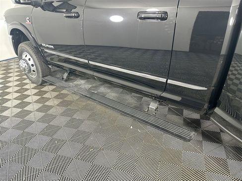 New 2026 RAM 3500 Limited image 21