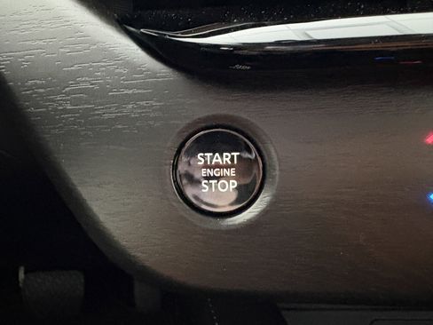 Used 2025 Nissan Murano SL w/ Cargo Package image 14