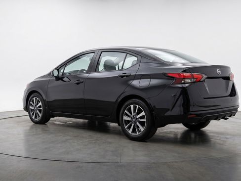 Used 2025 Nissan Versa SV FWD image 6