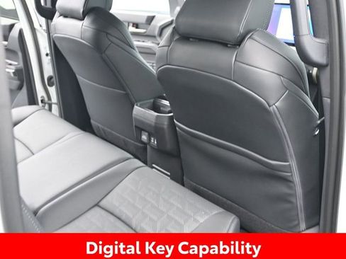 Used 2024 Toyota Tacoma TRD Sport image 21