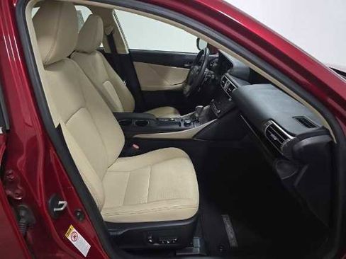 Used 2015 Lexus IS 250 RWD image 9