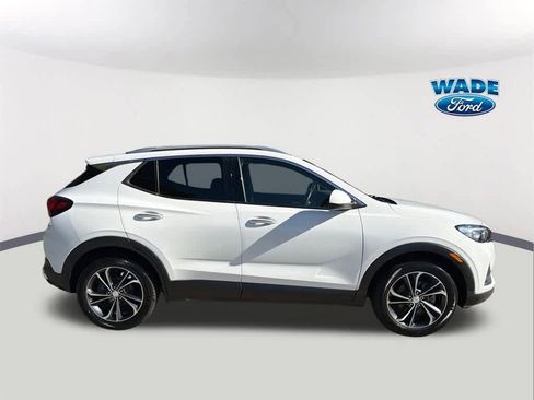 Used 2022 Buick Encore GX Essence image 4