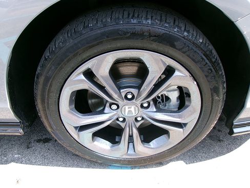 Used 2024 Honda Accord EX-L image 8