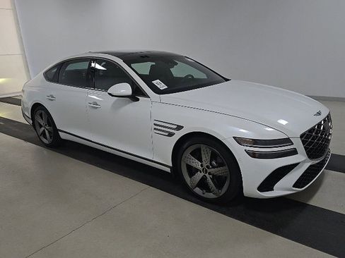 Used 2025 Genesis G80 3.5T Sport Prestige image 12