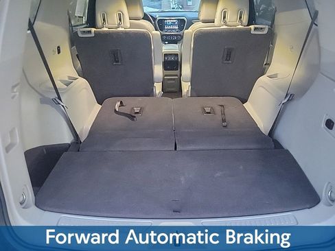 Used 2018 GMC Acadia Denali w/ Technology Package image 12