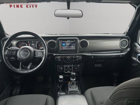 Used 2021 Jeep Wrangler Unlimited Sport image 18