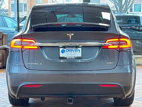 Used 2017 Tesla Model X 100D image 9