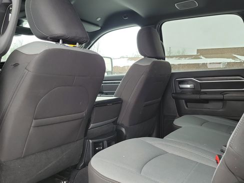 Used 2024 RAM 2500 Big Horn w/ Bed Utility Group image 18