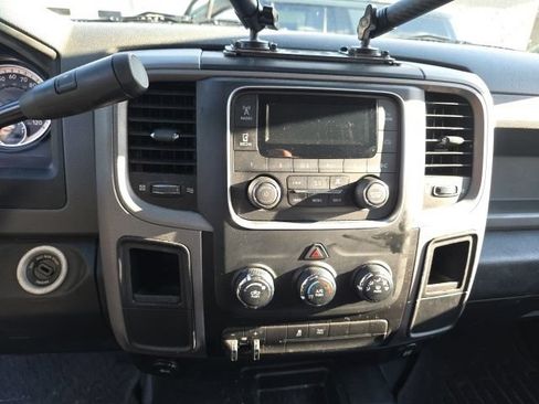 Used 2017 RAM 2500 Tradesman w/ Chrome Appearance Group AWD/4WD image 7