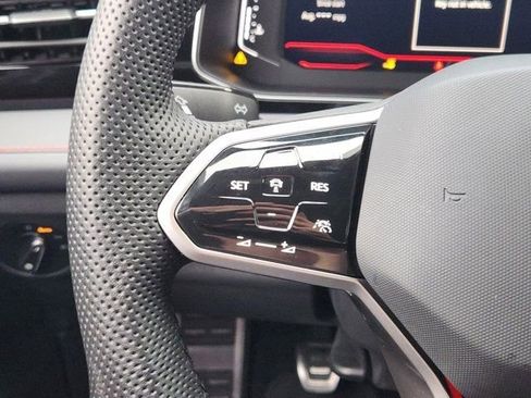 Used 2025 Volkswagen Jetta GLI Autobahn image 29