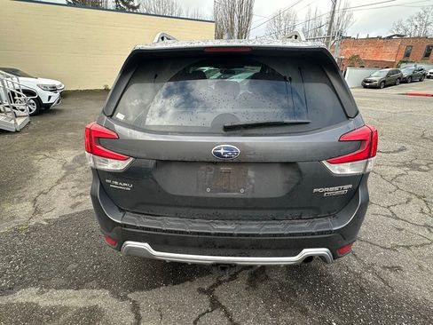 Used 2023 Subaru Forester Touring image 6