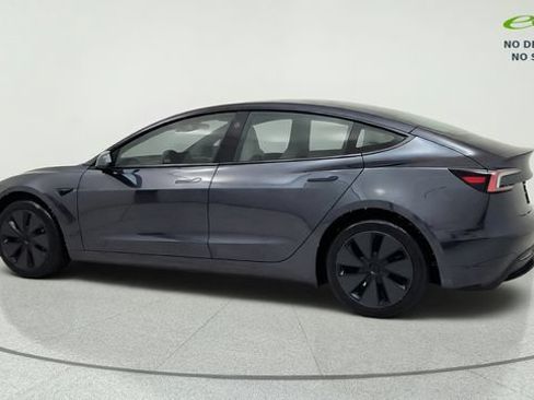 Used 2025 Tesla Model 3 Long Range RWD image 5