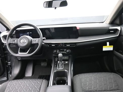 New 2026 Nissan Kicks SV w/ SV Premium Package image 25