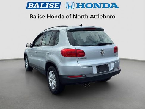 Used 2017 Volkswagen Tiguan S image 3
