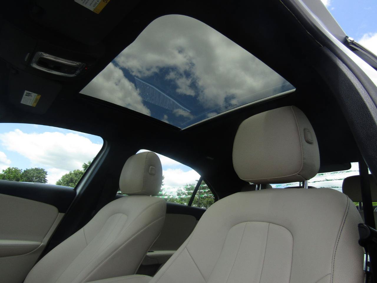 Used 2020 Mercedes-Benz A 220 image 13