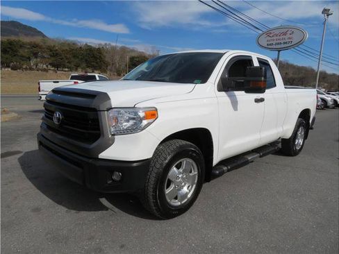 Used 2017 Toyota Tundra SR w/ Tundra Package #1 image 1