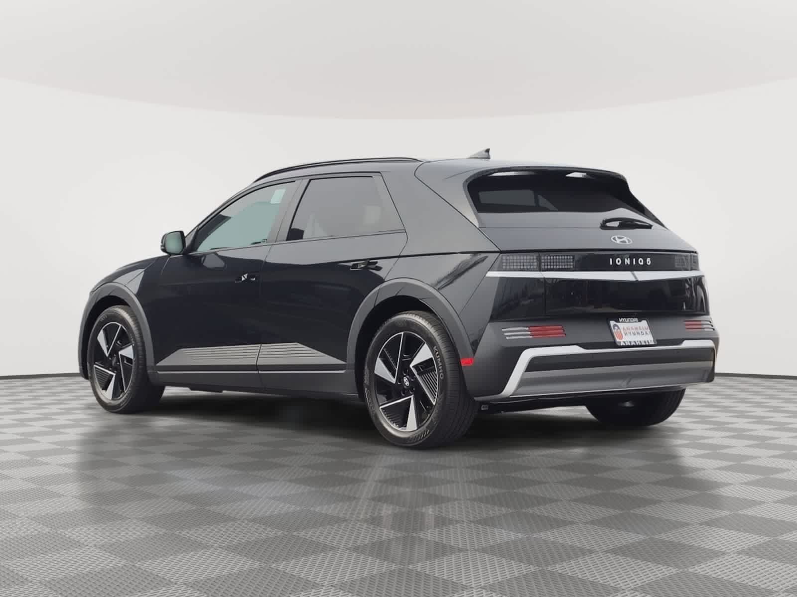 New 2027 Hyundai Ioniq 5 SEL RWD image 9