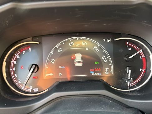 Used 2023 Toyota RAV4 XLE w/ Convenience Package AWD/4WD image 16