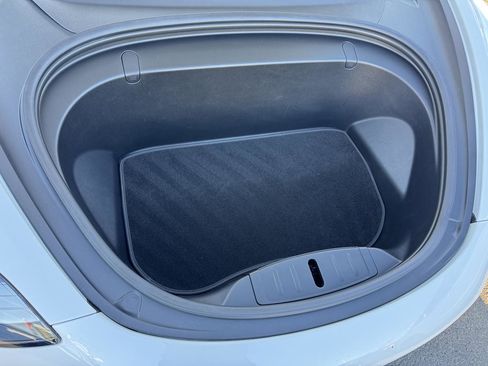 Used 2018 Tesla Model 3 Loaded, Easy Financing, Call 8 image 9