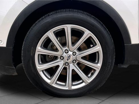 Used 2016 Ford Explorer Limited w/ Equipment Group 301A FWD image 11