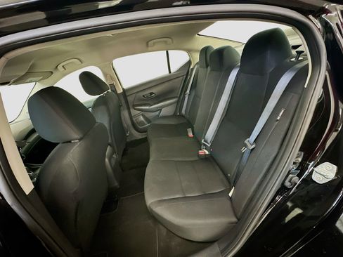 Used 2025 Nissan Sentra S FWD image 28