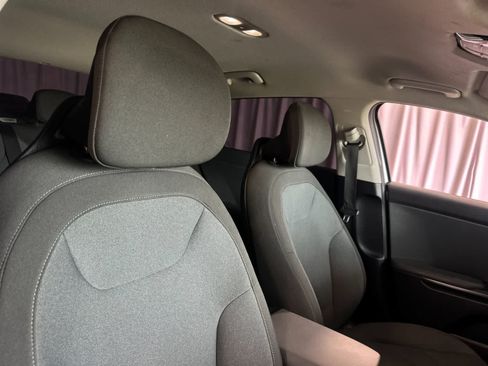 Used 2025 Kia K4 FWD image 17