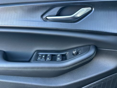 New 2025 Jeep Grand Cherokee L Altitude image 11