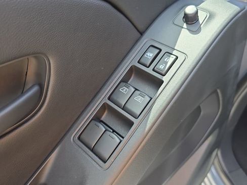 New 2026 Nissan Frontier SV image 19