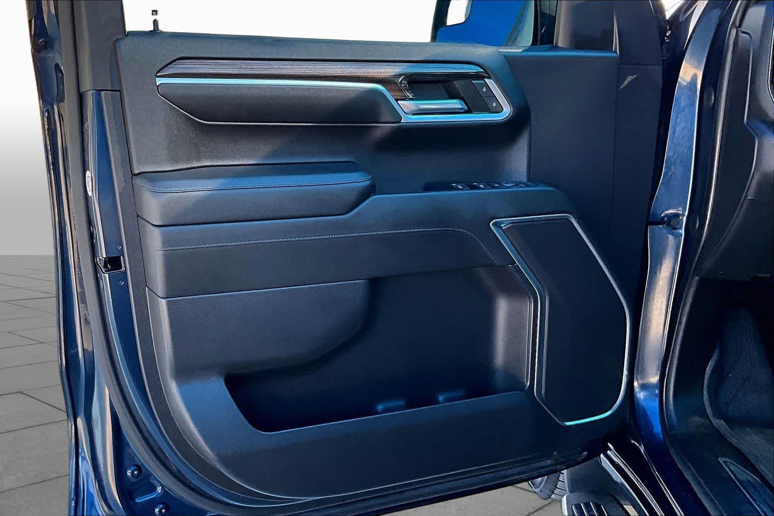 Used 2022 Chevrolet Silverado 1500 RST RWD image 21