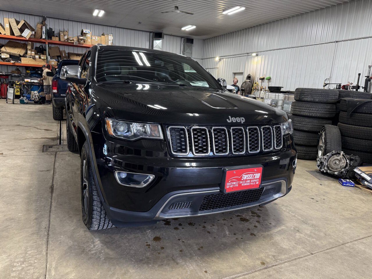 Used 2020 Jeep Grand Cherokee Limited AWD/4WD image 7