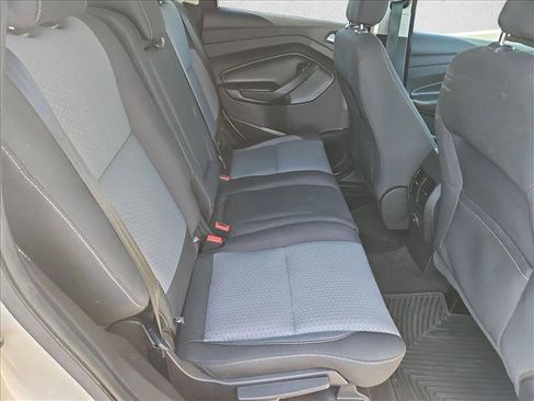 Used 2018 Ford Escape SE w/ SE Sync 3 Package FWD image 19