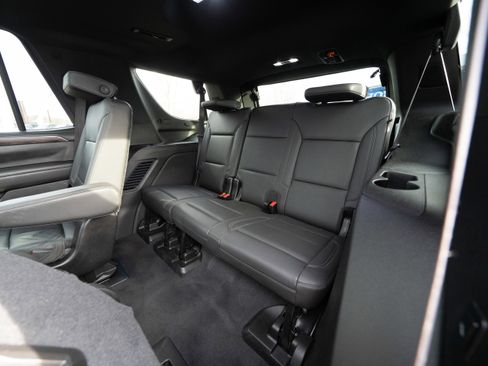 Used 2021 Chevrolet Tahoe Z71 w/ Z71 Signature Package image 23