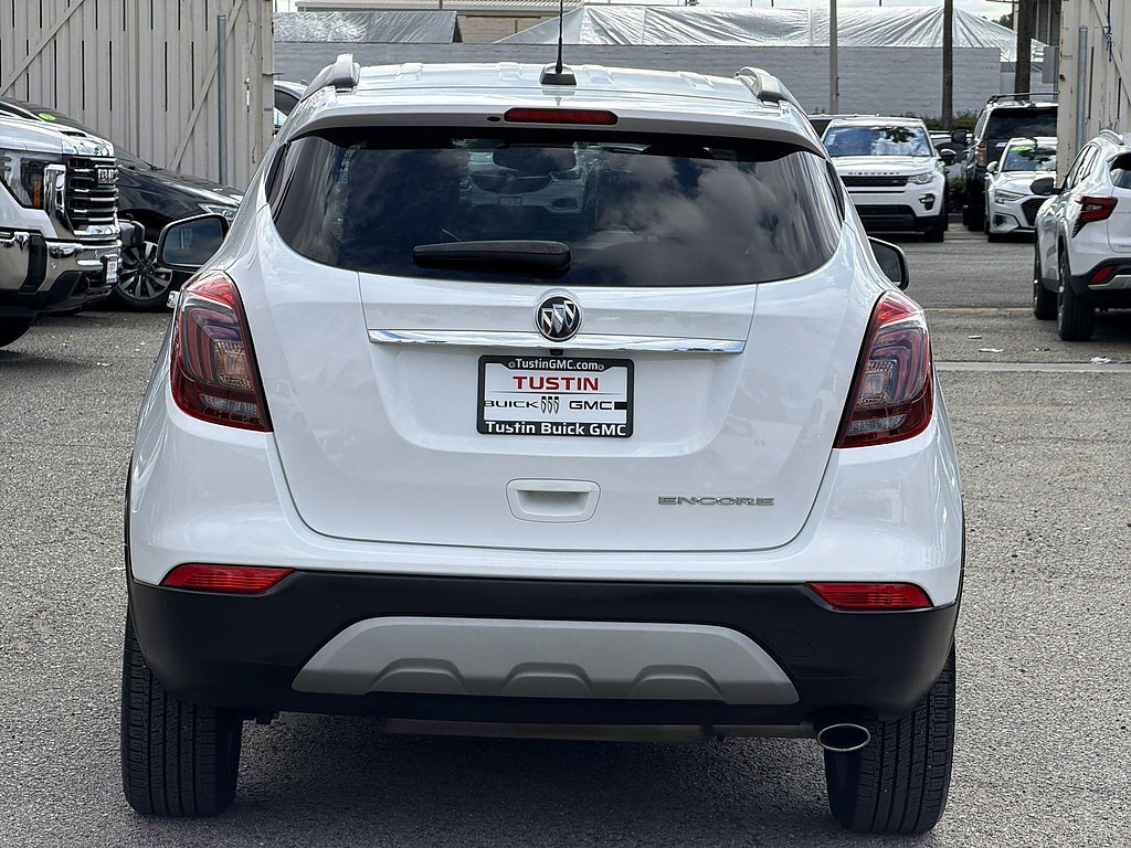 Used 2021 Buick Encore Preferred FWD image 6