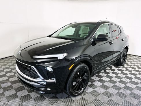 Used 2026 Buick Encore GX Sport Touring image 7