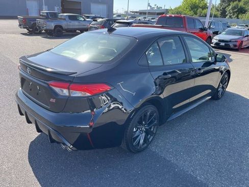 Used 2023 Toyota Corolla SE FWD image 5