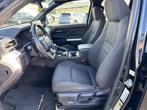 Used 2024 Toyota Tacoma TRD Off-Road image 20