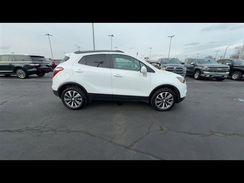 Certified 2022 Buick Encore Preferred w/ Safety Package image 9