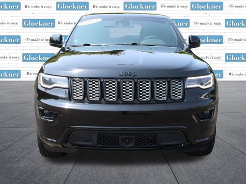 Used 2021 Jeep Grand Cherokee Laredo X AWD/4WD image 2