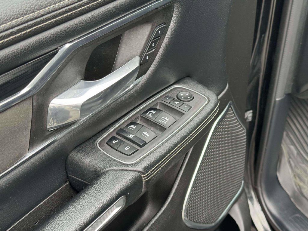 Used 2024 RAM 1500 Laramie AWD/4WD image 20