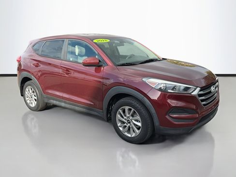 Used 2018 Hyundai Tucson SE image 1