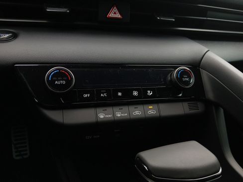 New 2026 Hyundai Elantra Sport image 20